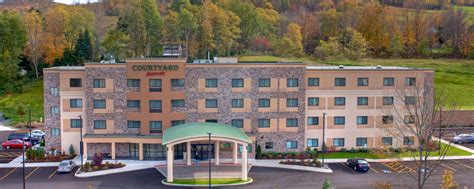 hotels in oneonta
